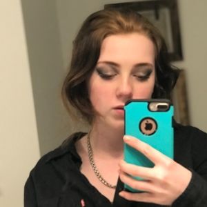 Meet your Posher, Sienna